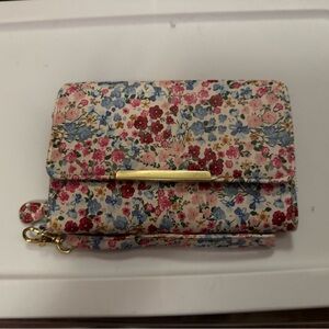 Floral print zipper wallet